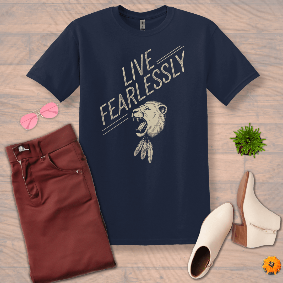 Inspire and Motivate, Uplifting T-shirt with quote: "Live Fearlessly"