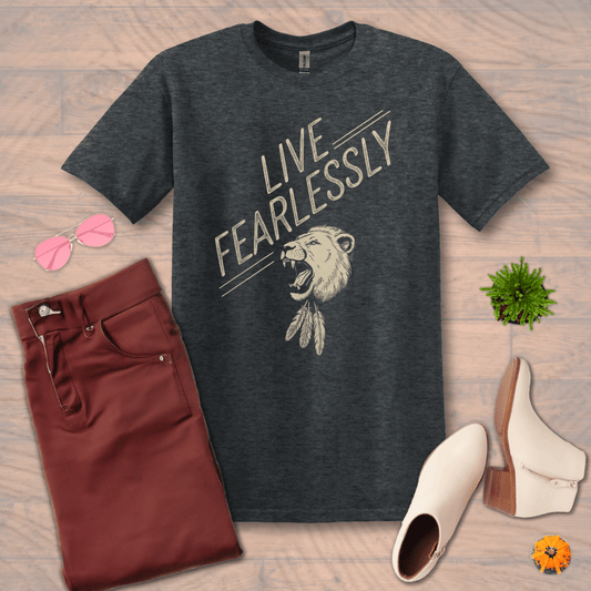 Inspire and Motivate, Uplifting T-shirt with quote: "Live Fearlessly"